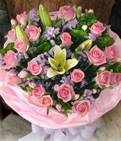 21 Pink Roses, 2 Lilies