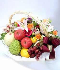 Flower with fruit delivery